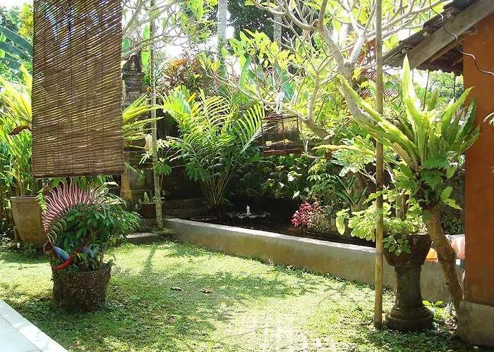 Loka House Hotel